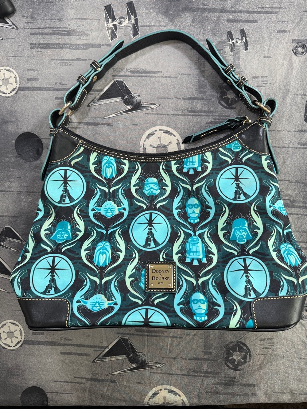 DOONEY AND BOURKE STAR WARS DISNEY SEA CRUISE HOBO BAG